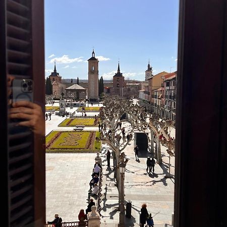 Sonar En La Plaza Cervantes 1 Alcalá de Henares Dış mekan fotoğraf